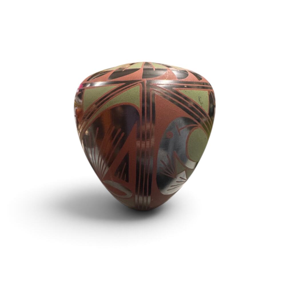 Mata Ortiz Pottery Vase Efraim Lucero Andrew Signed Native Made Polychrome 4"